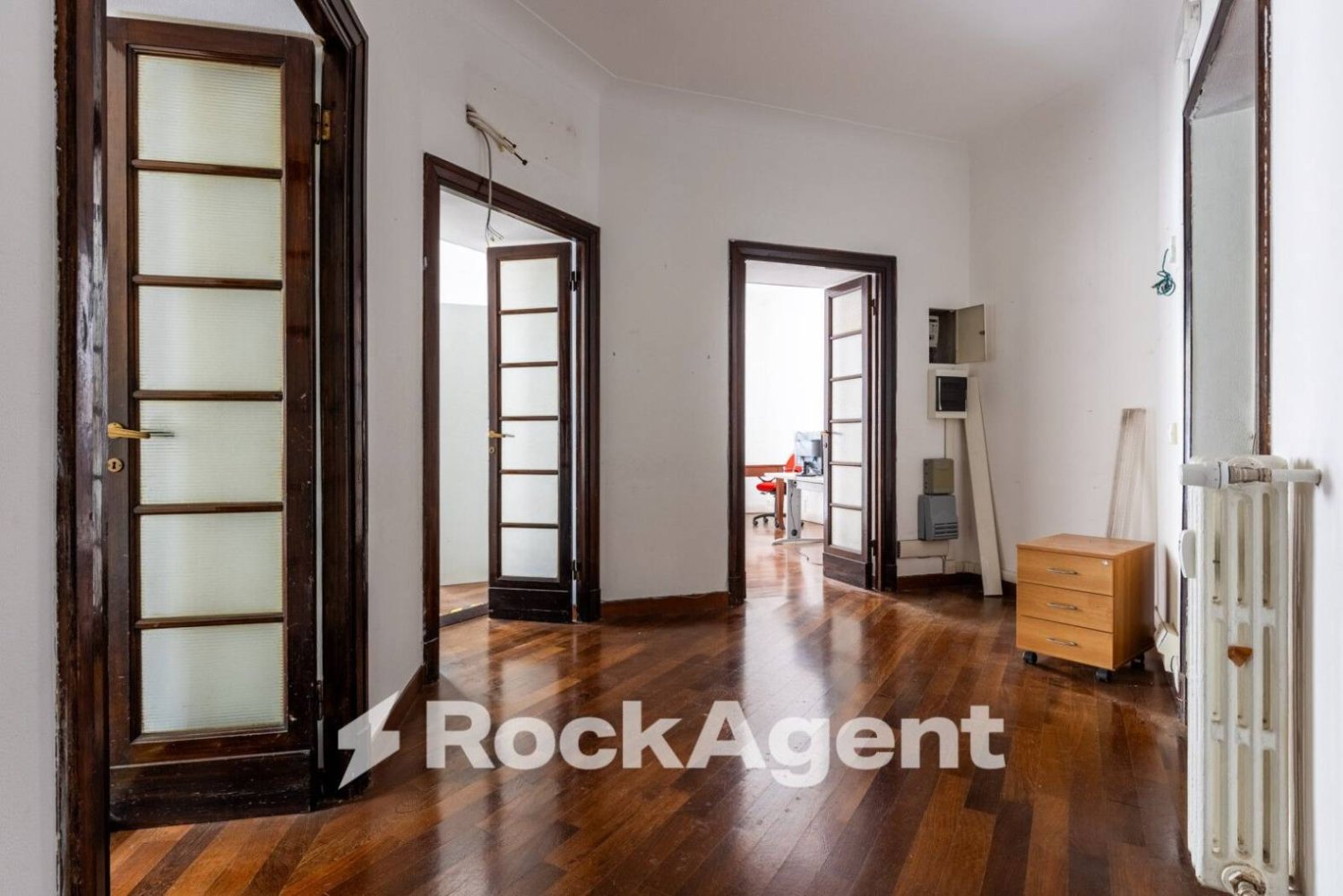 6 bedrooms Apartment in Rome, Italy No. 264261