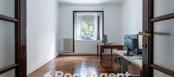 6 bedrooms Apartment in Rome, Italy No. 264261 17