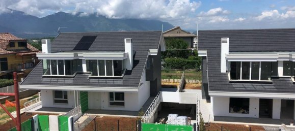 Дом с 3 спальнями в Фрозиноне, Италия № 170701 13