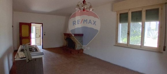 3 Schlafzimmer Haus in Riva del Po, Italy, Nr. 318923 7