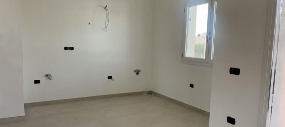 3-salle Appartement à Olbia, Italy No. 235673 8