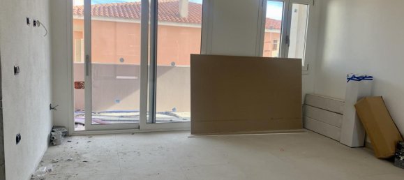 3-salle Appartement à Olbia, Italy No. 235673 9