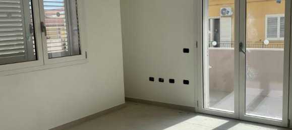 3-salle Appartement à Olbia, Italy No. 235673 14