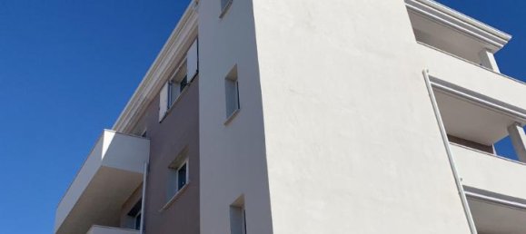 3-salle Appartement à Olbia, Italy No. 235673 12