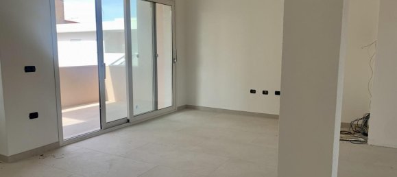 3-salle Appartement à Olbia, Italy No. 235673 16