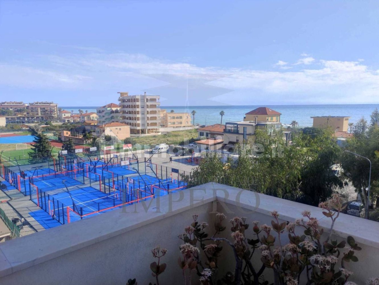 2 bedrooms Apartment in Ventimiglia, Italy No. 398638