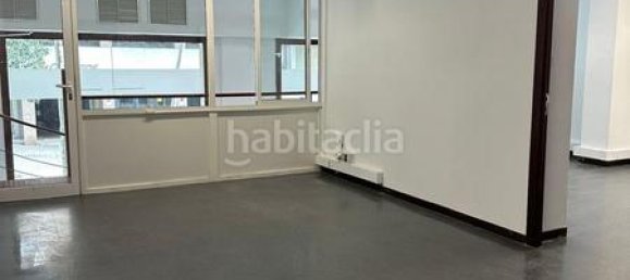 165m² Commercial property in Barcelona, Spain No. 62421 10