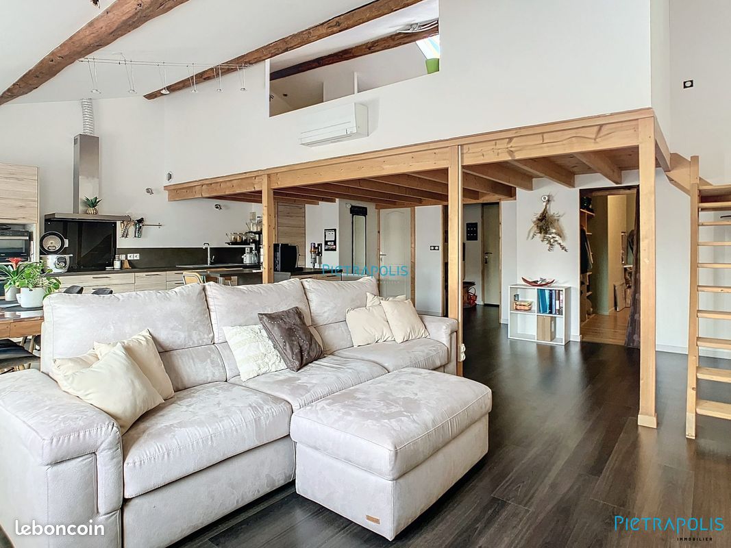 Квартира с 2 спальнями в Вильфранш-сюр-Сон, Франция № 202317