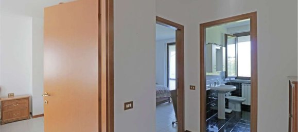 10-Zimmer Haus in Pontremoli, Italy, Nr. 176330 10
