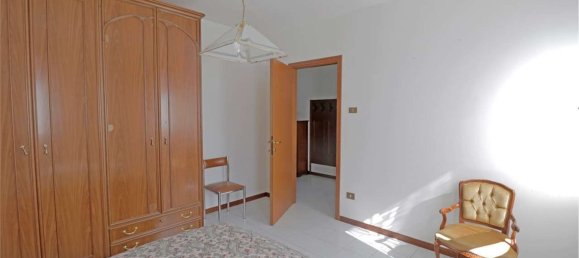 10-Zimmer Haus in Pontremoli, Italy, Nr. 176330 12