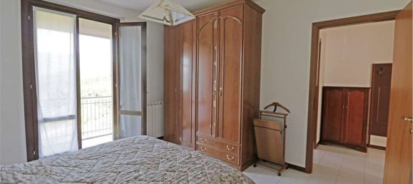 10-Zimmer Haus in Pontremoli, Italy, Nr. 176330 16