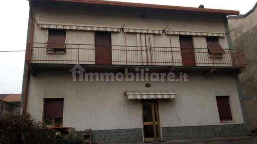 Casa de 4 dormitorios en Busto Arsizio, Italy No. 314506