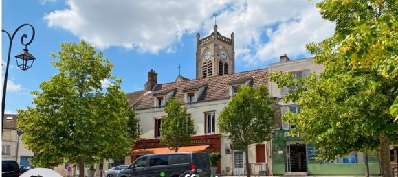 3 bedrooms Castles in Villiers-Saint-Frederic, France No. 325388 3