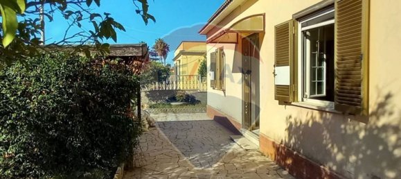 2 bedrooms Villa in Anzio, Italy No. 371323 7