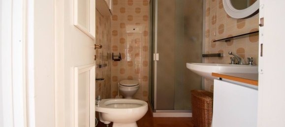 3-salle Appartement à Moniga del Garda, Italy No. 263227 20