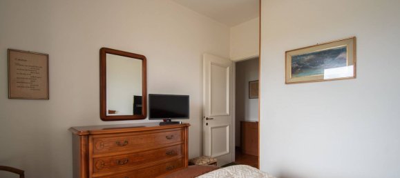 3-salle Appartement à Moniga del Garda, Italy No. 263227 16