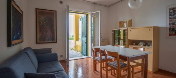 3-salle Appartement à Moniga del Garda, Italy No. 263227 3