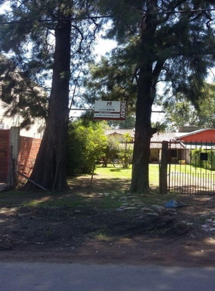 3 bedrooms House in Ezeiza, Argentina No. 99315