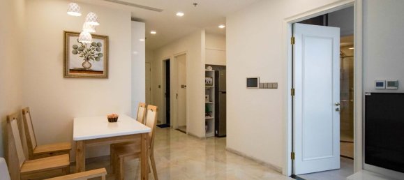 2 rooms Office in District 1, Vietnam No. 18133 4