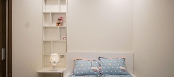 2 rooms Office in District 1, Vietnam No. 18133 11