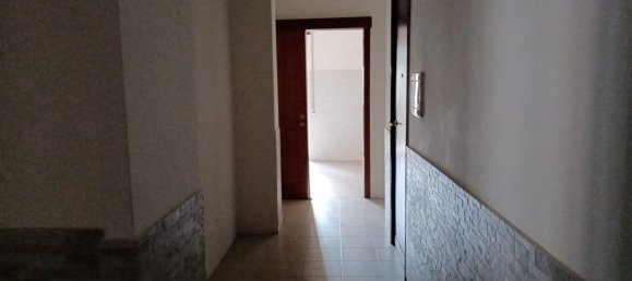 5 rooms Apartment in Rome, Italy No. 89281 7