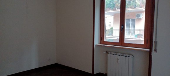 5 rooms Apartment in Rome, Italy No. 89281 10