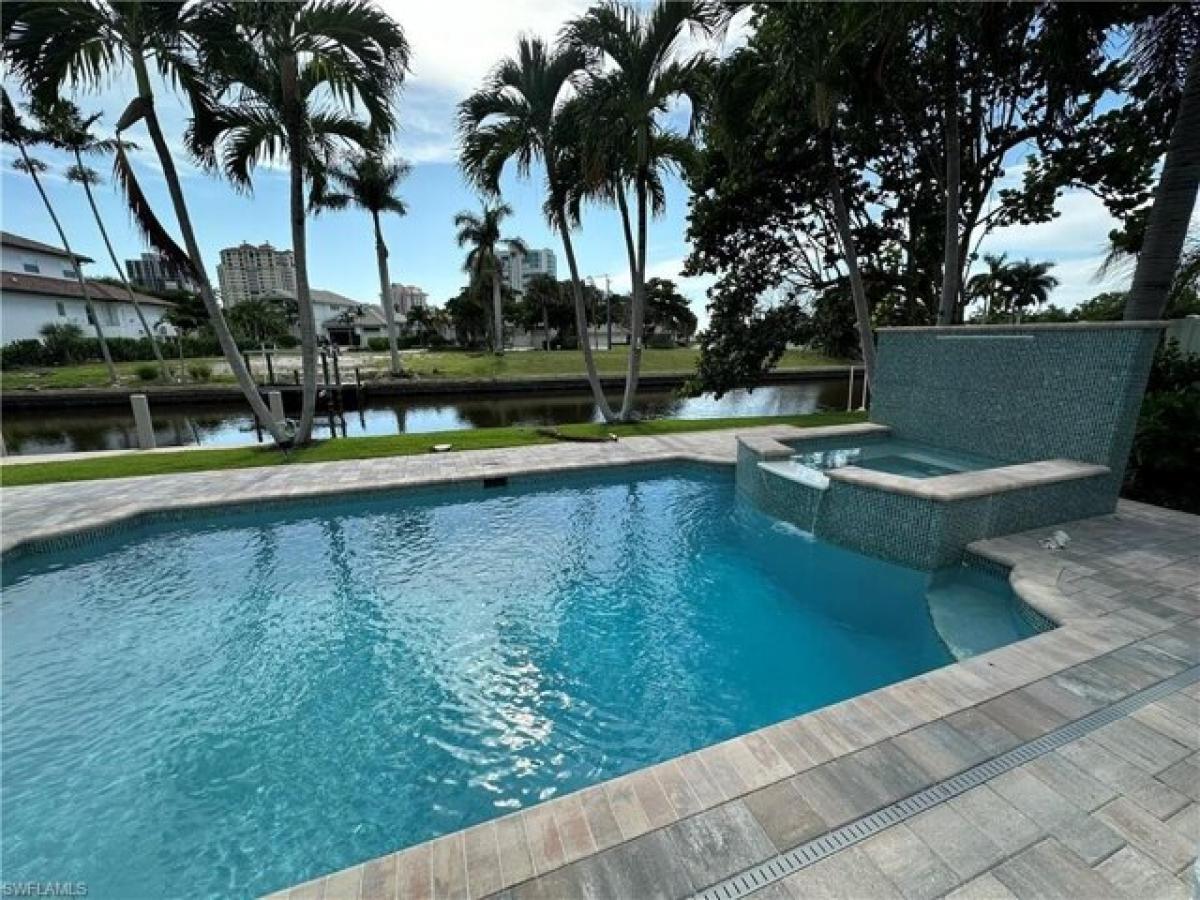 4 bedrooms House in Naples, USA No. 417955