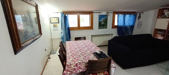 Dúplex de 5 habitaciónes en Montelabbate, Italy No. 118563 30