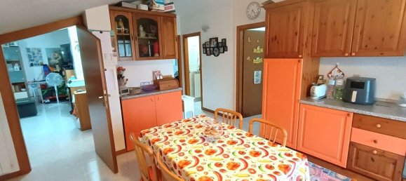 Dúplex de 5 habitaciónes en Montelabbate, Italy No. 118563 33