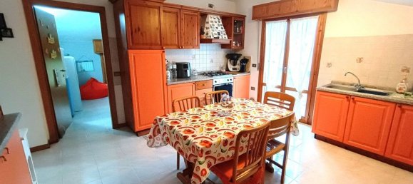Dúplex de 5 habitaciónes en Montelabbate, Italy No. 118563 28