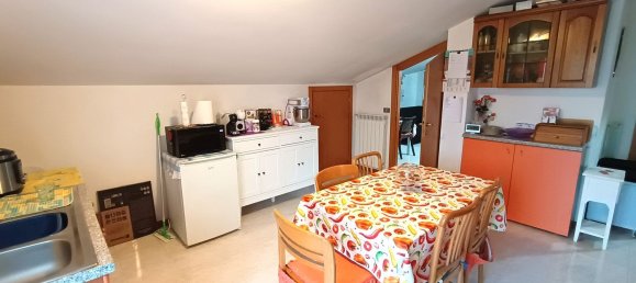 Dúplex de 5 habitaciónes en Montelabbate, Italy No. 118563 32