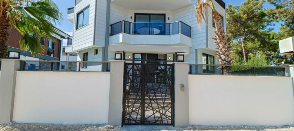 Villa 6+1 in Antalya, Turkey No. 22086 21