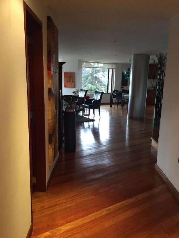 3 bedrooms House in Bogota, Colombia No. 10250