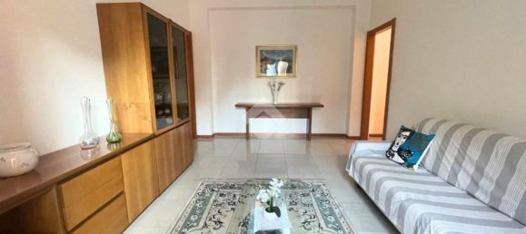 3 rooms Apartment in Saronno, Italy No. 130446 5