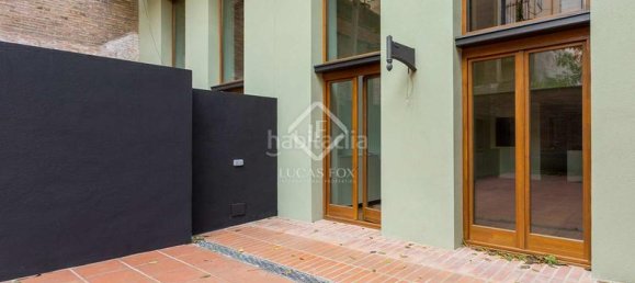 2 Schlafzimmer Wohnung in Eixample, Spain, Nr. 127779 5