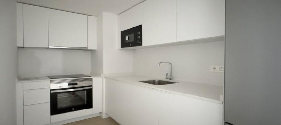 3 bedrooms Apartment in Marbella, Spain No. 185408 8