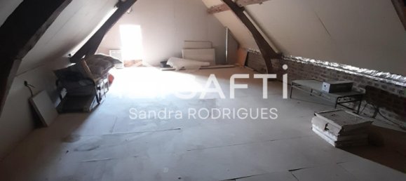 5 bedrooms House in Danizy, France No. 84009 25