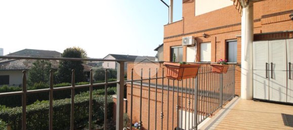 Apartamento de 4 habitaciónes en Brandizzo, Italy No. 140423 14