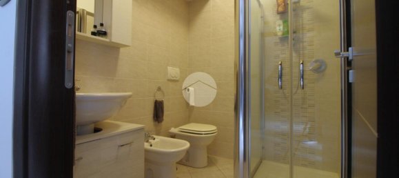 Apartamento de 4 habitaciónes en Brandizzo, Italy No. 140423 24