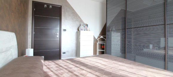 Apartamento de 4 habitaciónes en Brandizzo, Italy No. 140423 22