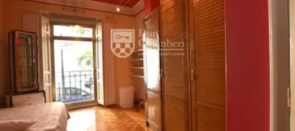 Apartamento de 3 dormitorios en Madrid, Spain No. 176751 11