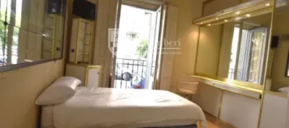 Apartamento de 3 dormitorios en Madrid, Spain No. 176751 10