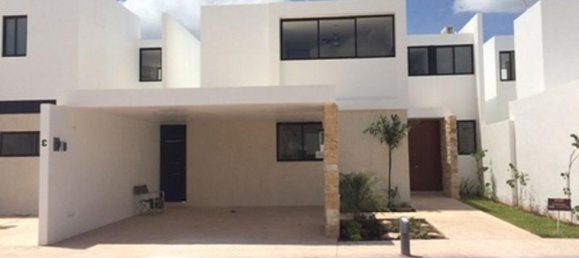 Casa de 4 dormitorios en Mérida, Mexico No. 177195 2