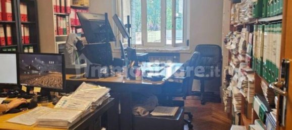 5 rooms Office in Turin, Italy No. 376321 14