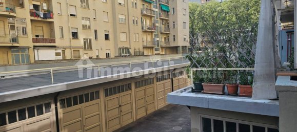 5 rooms Office in Turin, Italy No. 376321 10