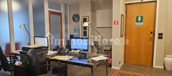 5 rooms Office in Turin, Italy No. 376321 33
