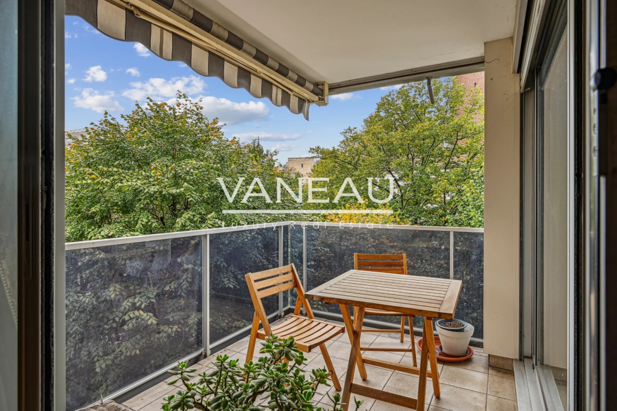 5-Zimmer Wohnung in Paris, France, Nr. 128859