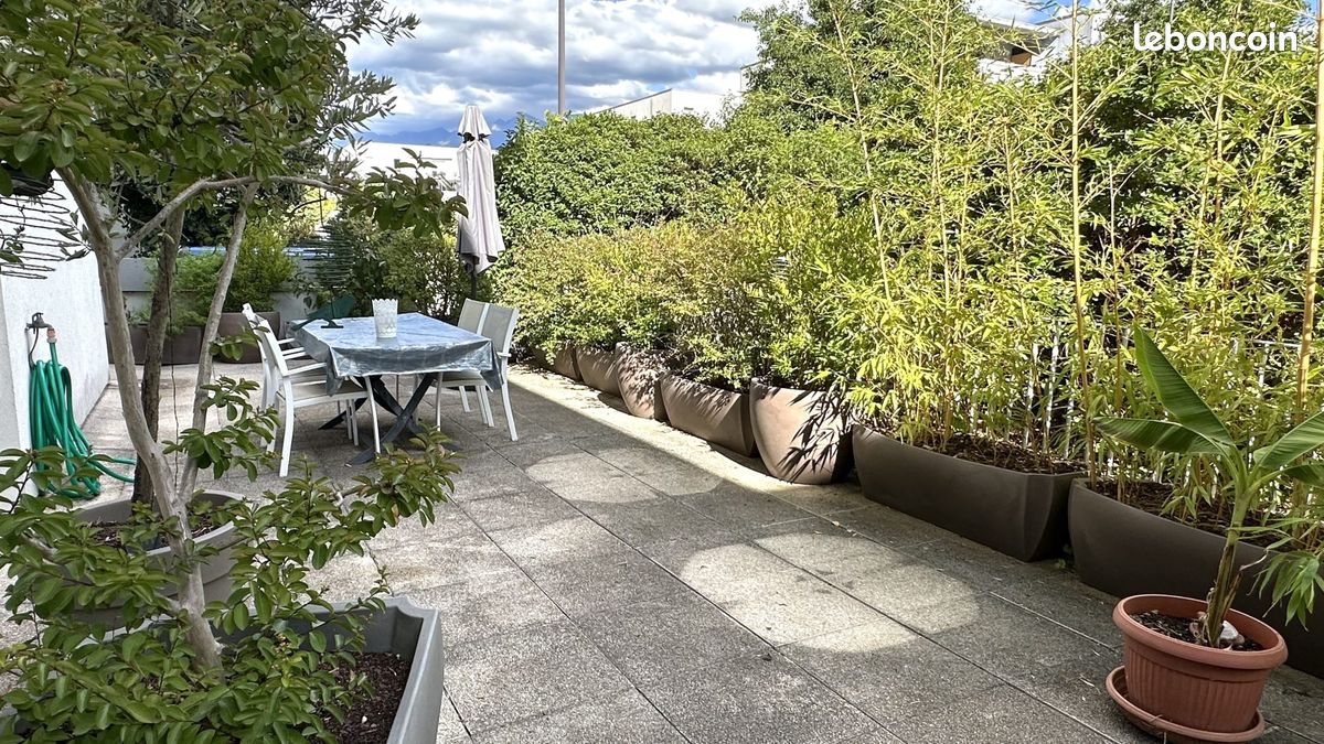 4 غرف نوم شقة في Grenoble, France رقم 286927