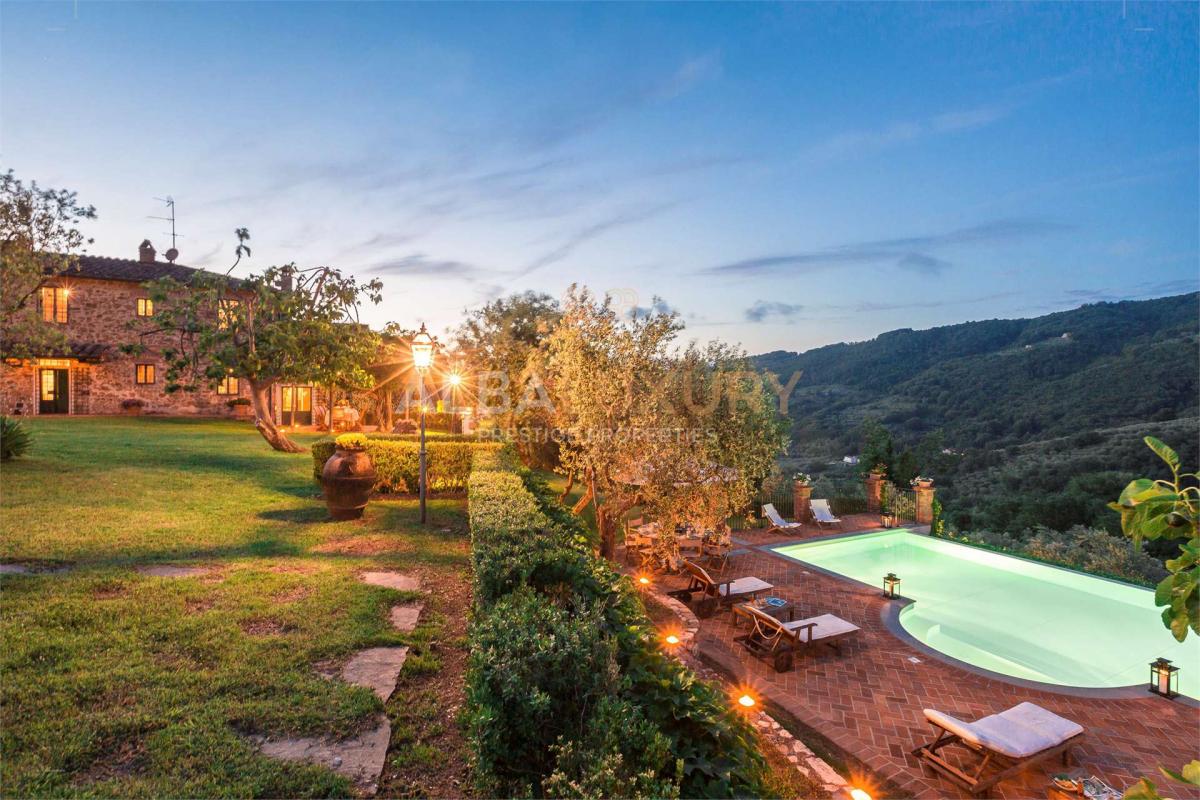 7 bedrooms Villa in Monsummano Terme, Italy No. 728