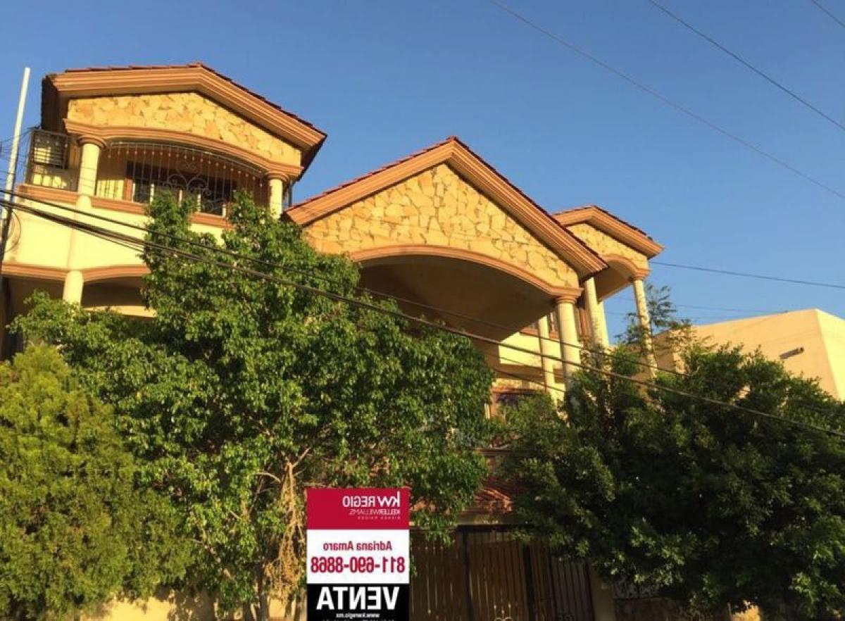 3 bedrooms House in Nuevo Leon, Mexico No. 160002